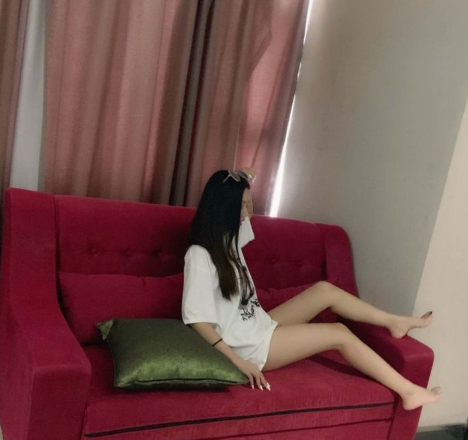 验证《体香》白腿玉足超性感美女